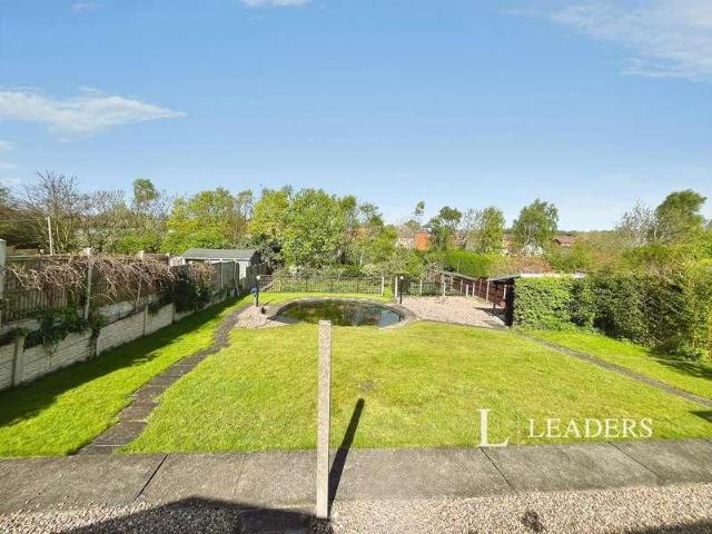 House for sale in Potters Corner, East Midlands