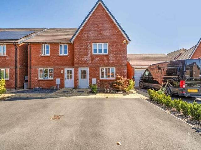 House for sale in Abbey Mead, Swindon