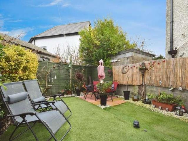 House for sale in Upton, Acol