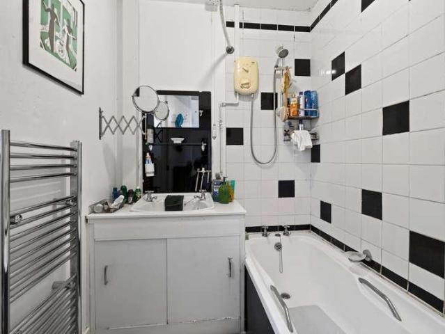 House for sale in Fine Street