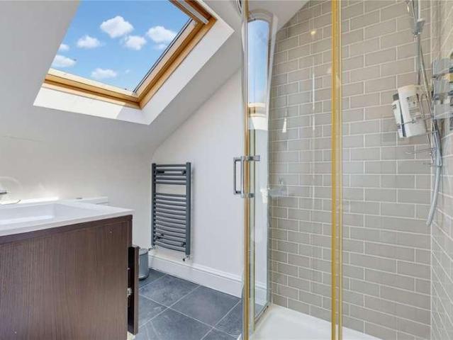 House for sale in Clapham Junction, Greater London