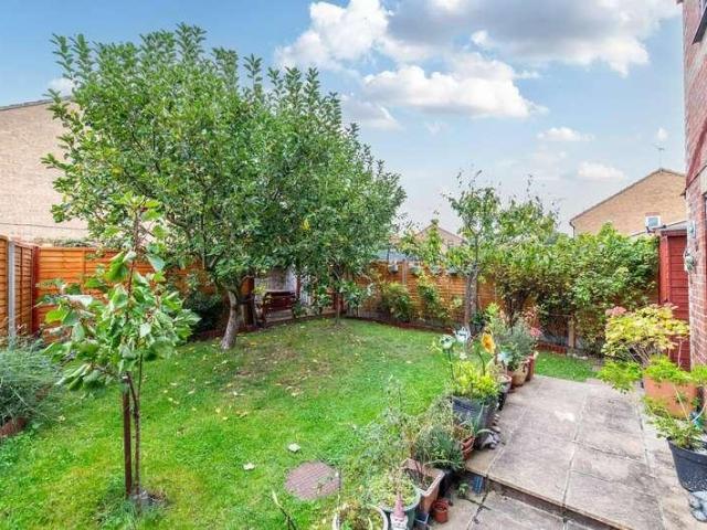 House for sale in Worcester Park Estate, Monks Orchard