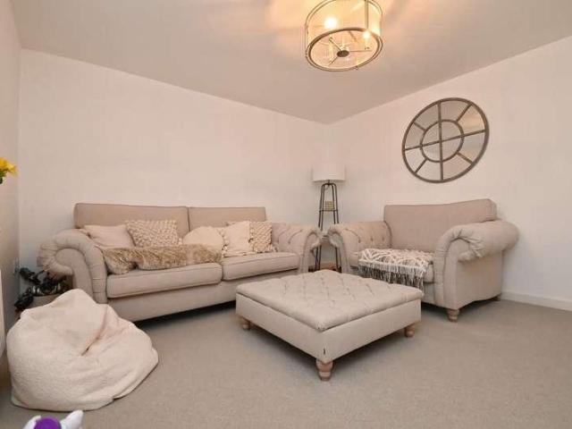 House for sale in Wilthorpe, Pogmoor