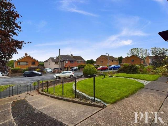 House for sale in Fell Lane