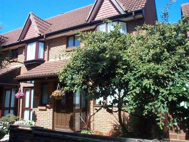 House for sale in London Borough of Croydon, Shirley