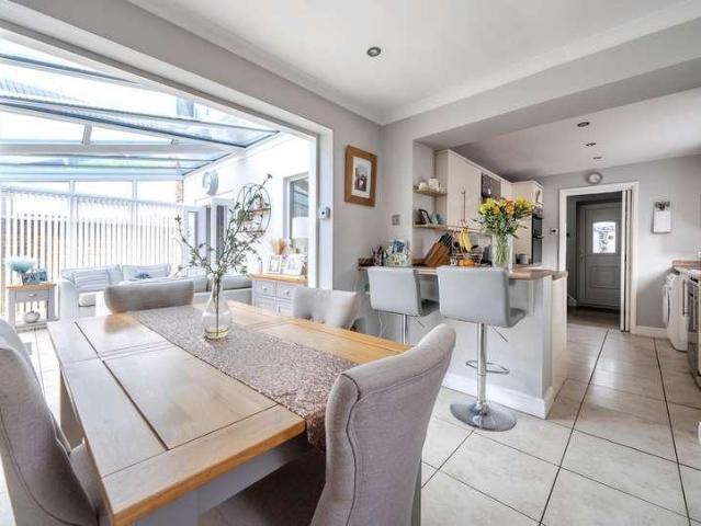House for sale in Yate Rocks, Yate