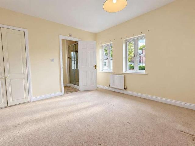 House for sale in Emscote, Warwick