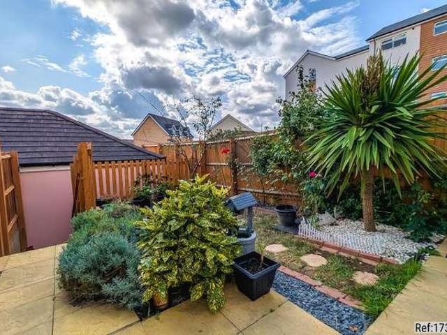 House for sale in Charlton Hayes, Patchway