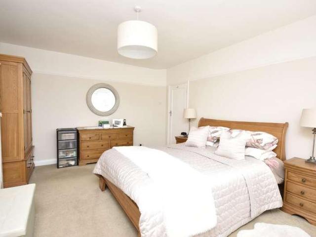 House for sale in East Cliftonville, Acol