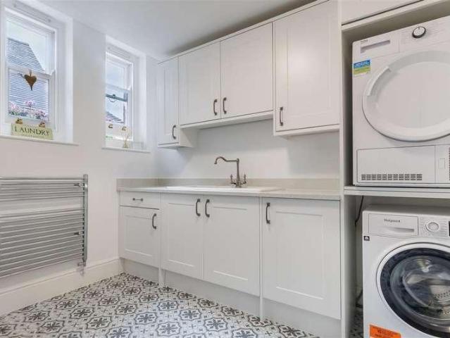 House for sale in Ongar, Epping