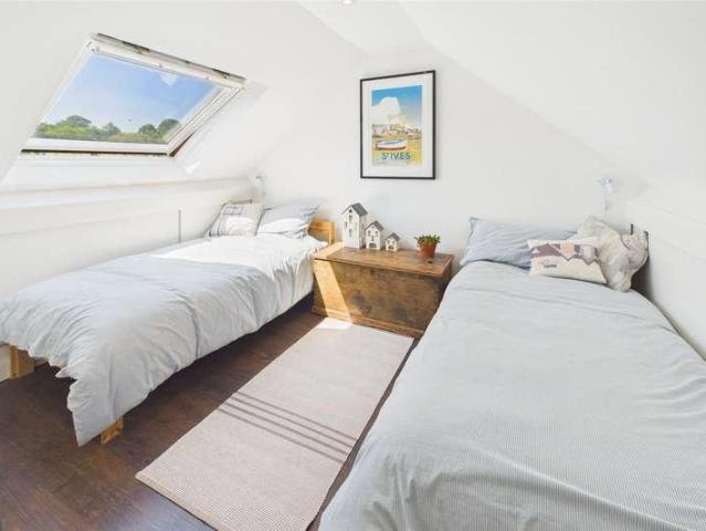 House for sale in Bromsberrow Heath, Gloucestershire