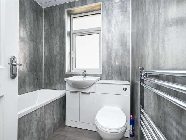 House for sale in Cambusnethan, Scotland