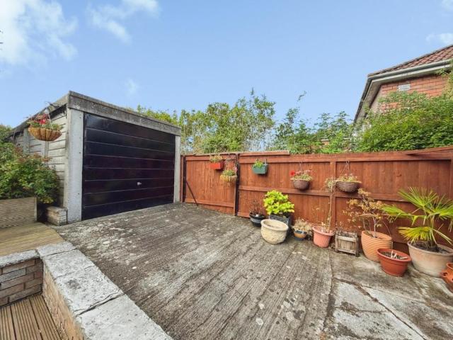 House for sale in Feckenham, City Of Bristol