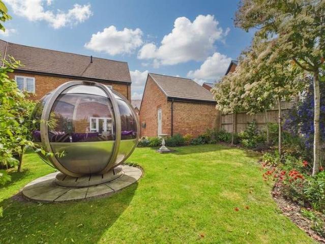 House for sale in Newell Green