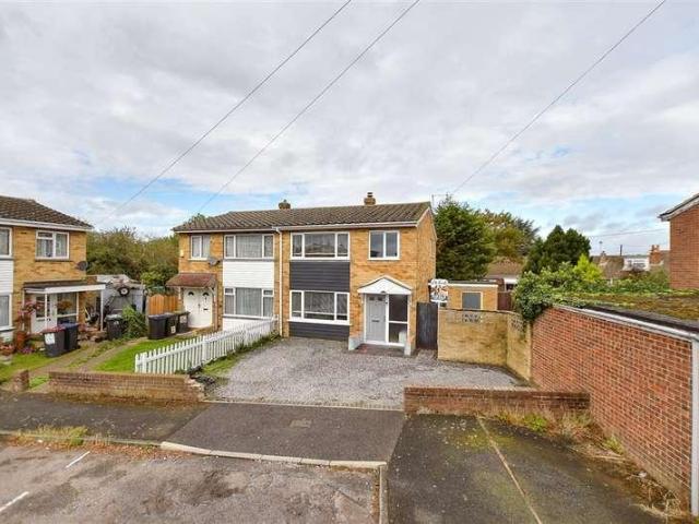 House for sale in Hoath, The Bridge