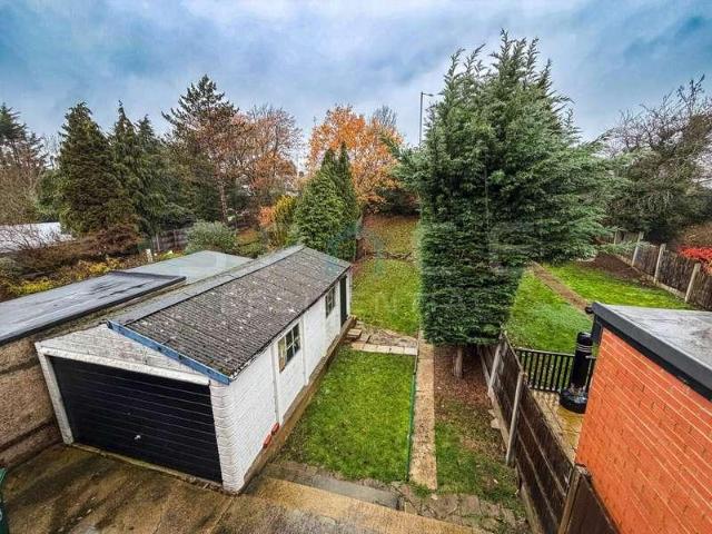 House for sale in Greater London
