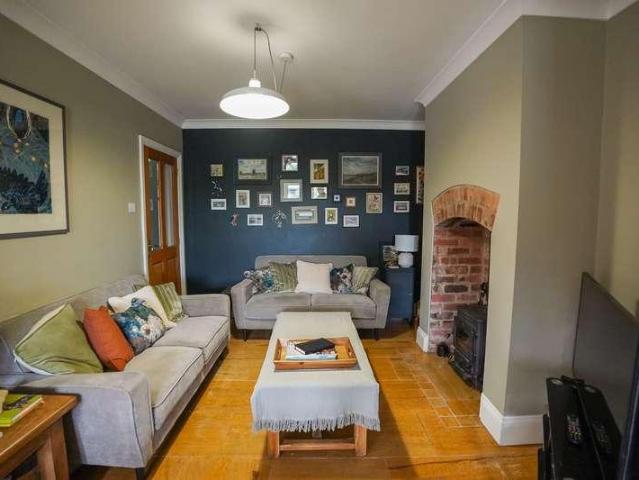 House for sale in Costhorpe, East Midlands