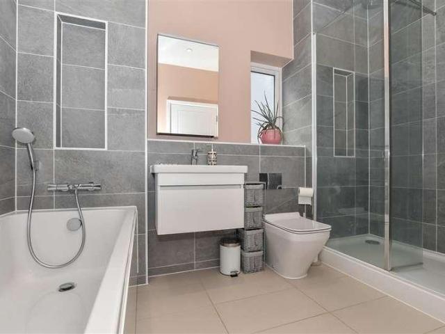 House for sale in Bridgefield, Kent
