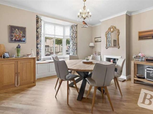 House for sale in Kings Farm, Hamerton