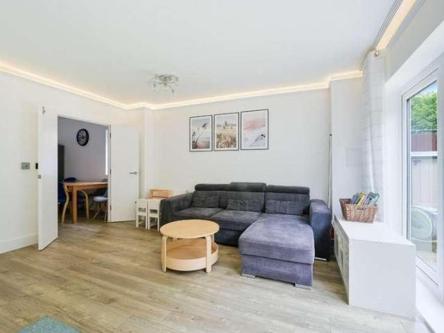 House for sale in Red Hill, Surrey