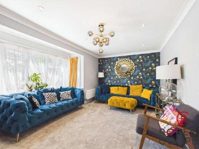 House for sale in Greater London