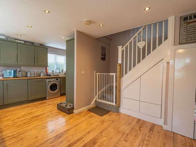 House for sale in Coedkernew, Newport