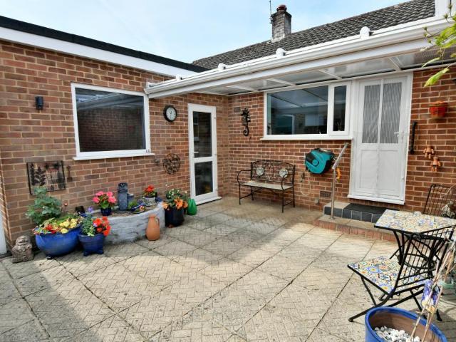 House for sale in Oakley, Merley