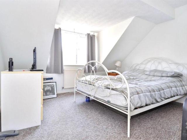 House for sale in Elmfield, Leicestershire