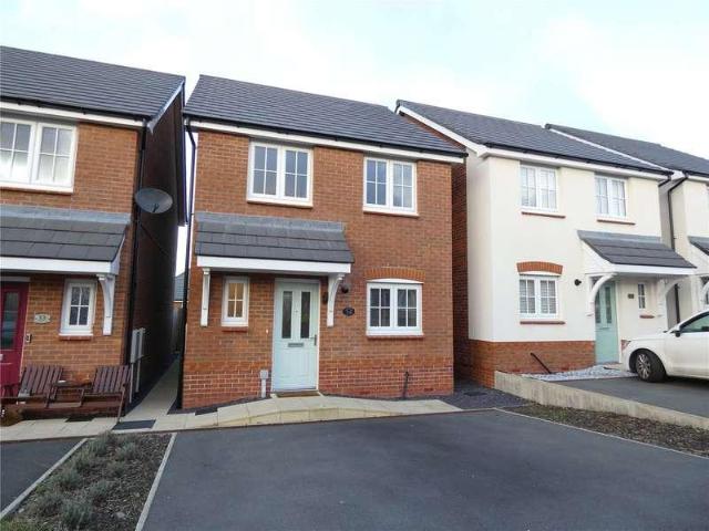 House for sale in Porth-y-Felin, Holyhead