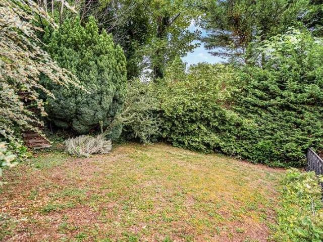 House for sale in London Borough of Croydon, Purley