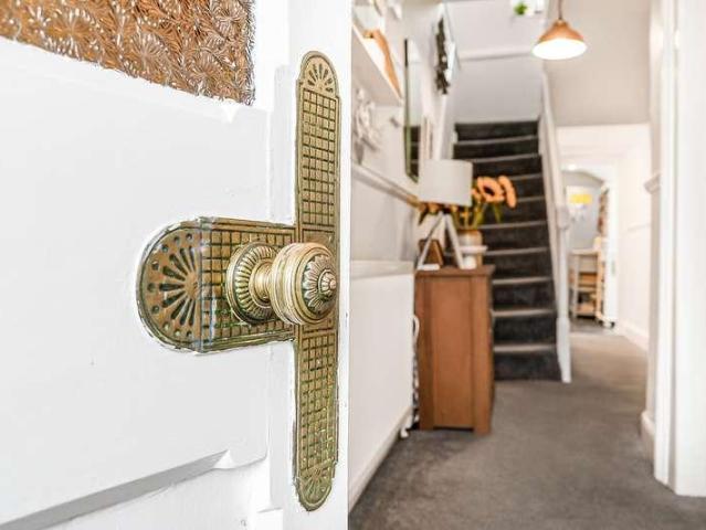 House for sale in Weir Quay, Devon