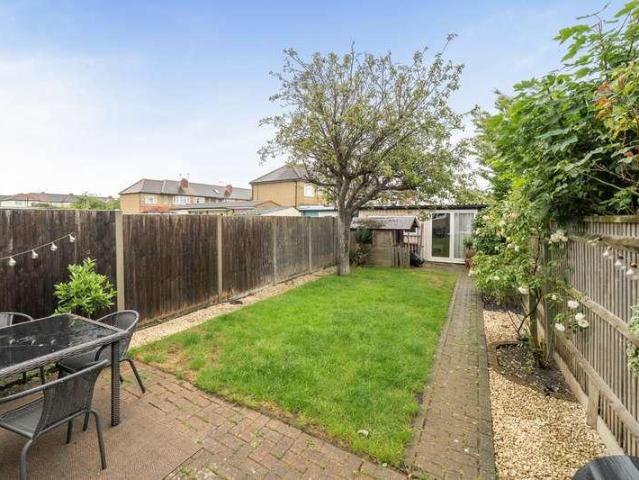 House for sale in Greater London
