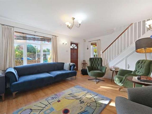 House for sale in London Borough of Ealing, Greenford