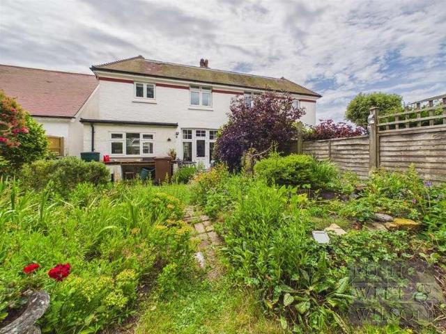 House for sale in Central, Heathlands