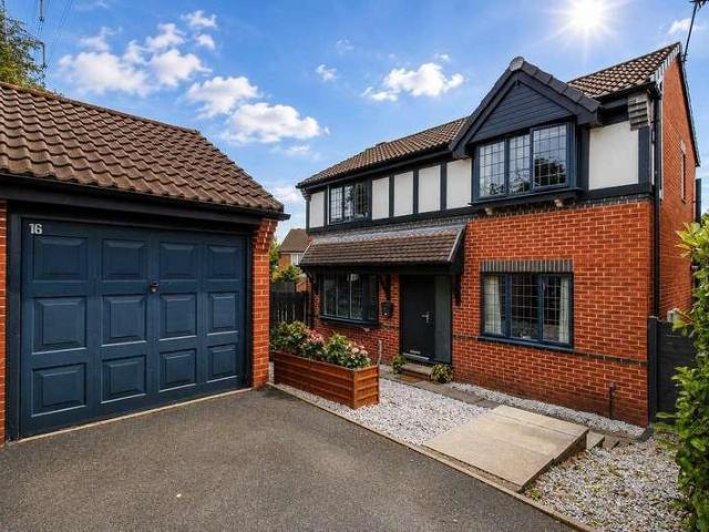 House for sale in West Yorkshire
