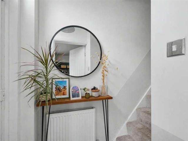 House for sale in Attenborough, East Midlands