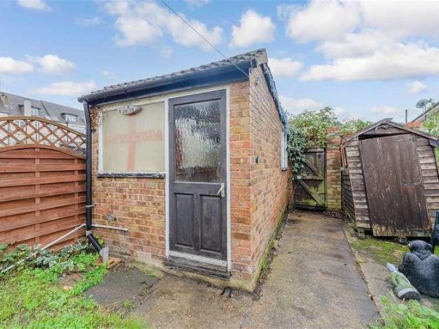 House for sale in Belle Grove, Greater London