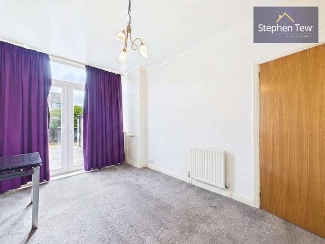 House for sale in Hawes Side, Blackpool