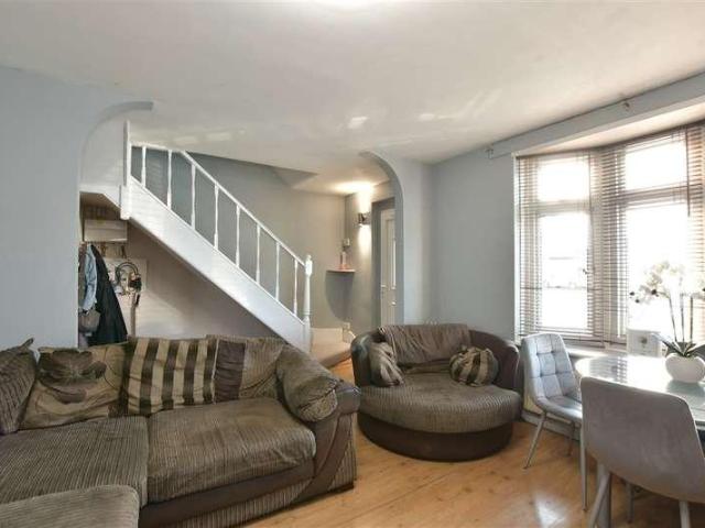 House for sale in Dagenham, Barking And Dagenham