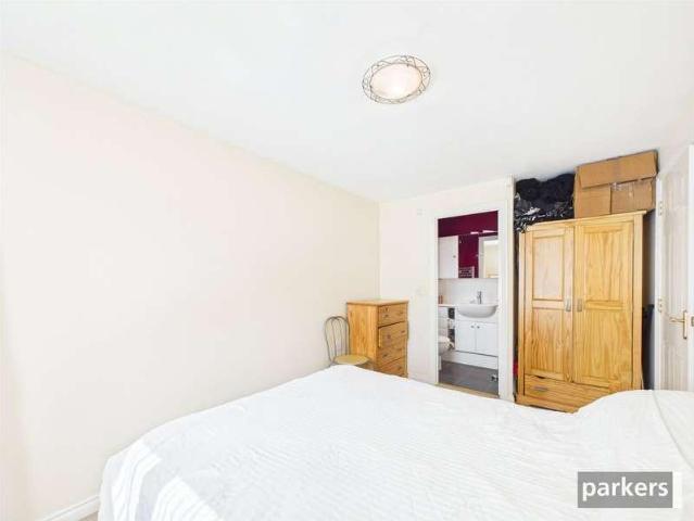 House for sale in Caversham Park, Reading