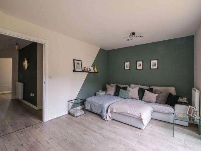 House for sale in Linthwaite Clough, Kirklees