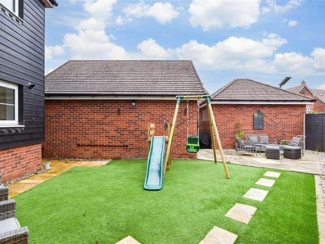 House for sale in Midway, Kent