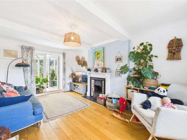 House for sale in Upper Basildon, West Berkshire