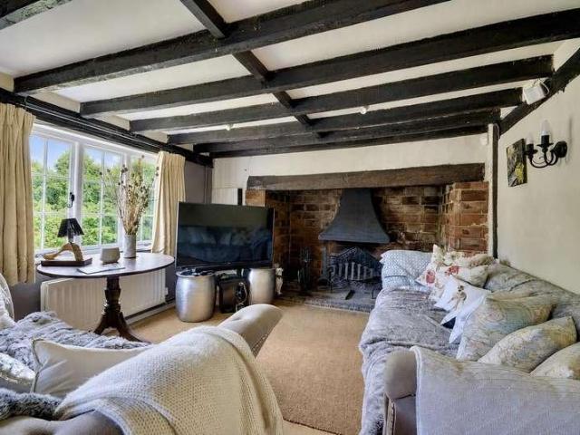 House for sale in Heathlands, East Sussex