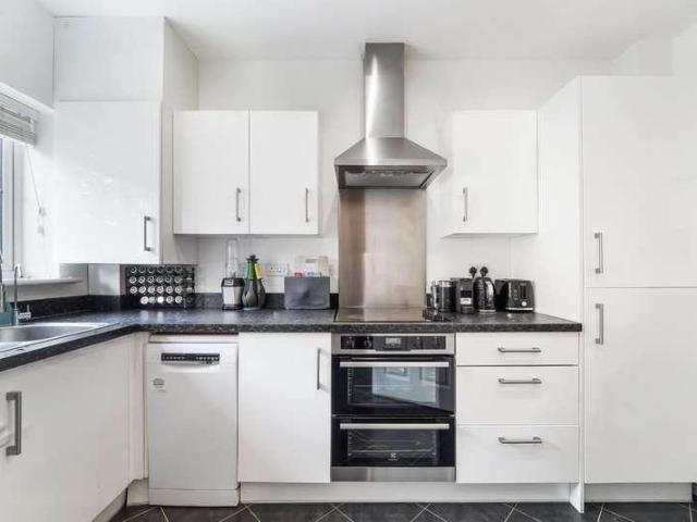 House for sale in Epsom, Epsom and Ewell