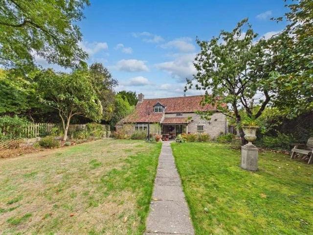 House for sale in Somerton
