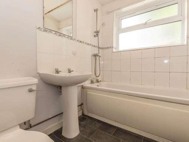 House for sale in Heigham Grove, East Bank