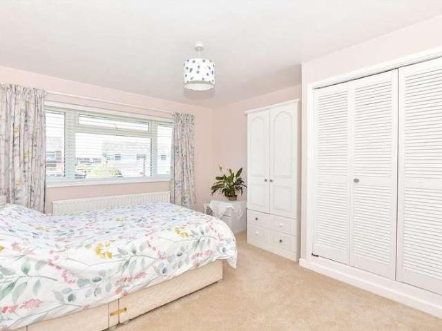House for sale in Spring Vale, Hampshire