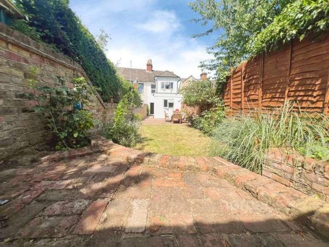 House for sale in Aldershot, Hampshire