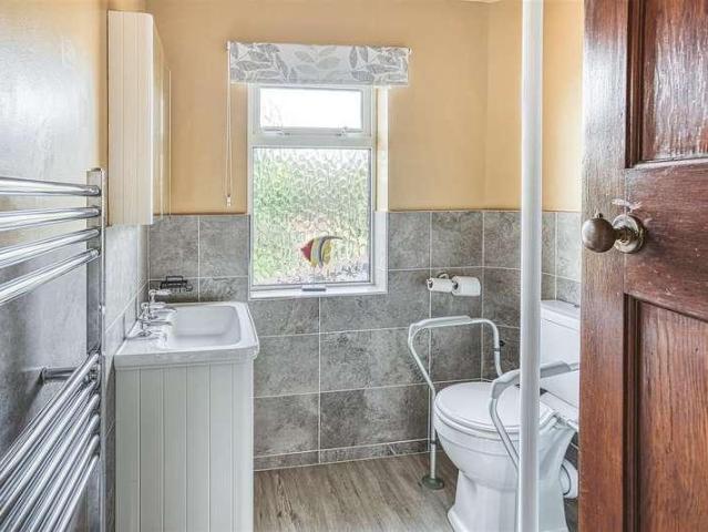 House for sale in Egginton, East Midlands